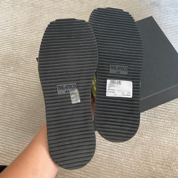 The Attico Indie Bandana Printed Thong Sandals Flip Flops Green Size 11 41 NWT - Picture 6 of 8